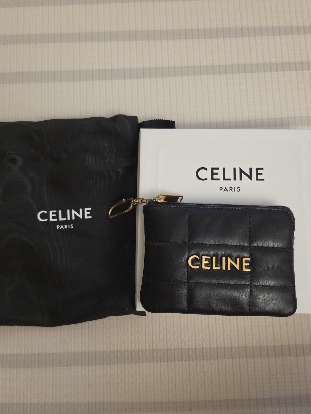 Authentic Celine Black Quilted Leather Zip Card Pouch with Gold Logo - Picture 1 of 2